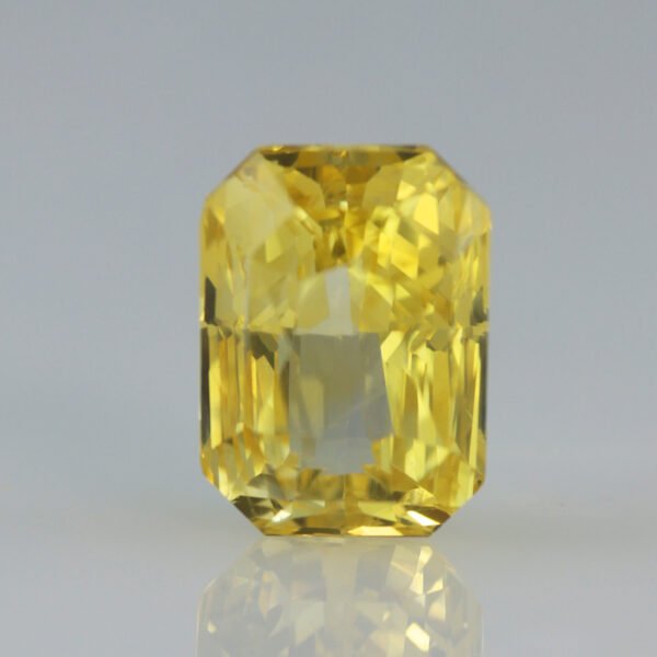 NATURAL YELLOW SAPPHIRE-9.11CT