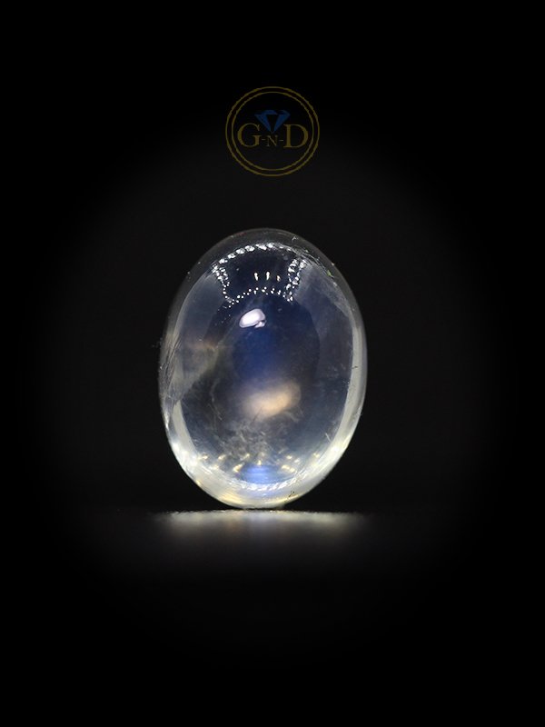 Rainbow Moonstone - 6.67 Ct. ( 7.33 Ratti )