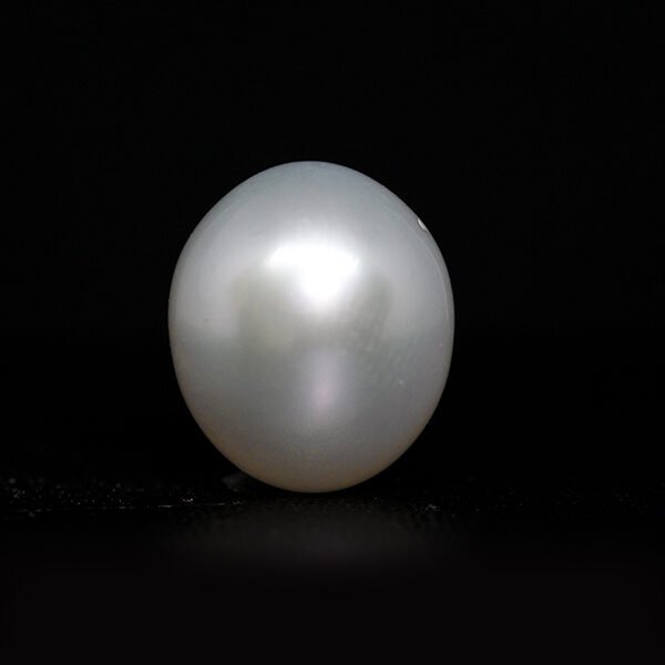 Natural South Sea Pearl - 8.64Ct.