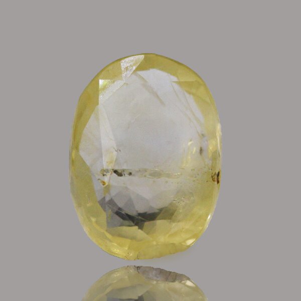 Yellow Sapphire - 4.02 Carat ( 4.42 Ratti )