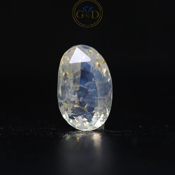 White Sapphire - 4.56 Carat ( 5.01 Ratti )