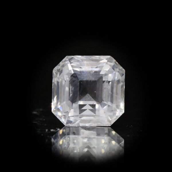 White Sapphire - 4.59Ct