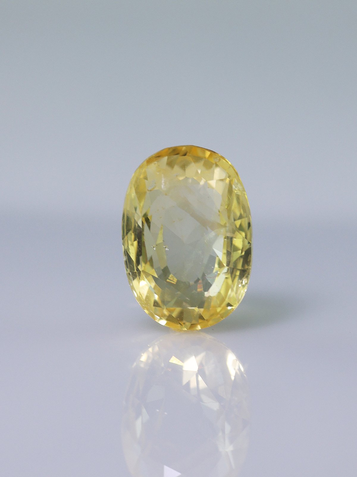 Yellow Sapphire - 5.36 Ct.