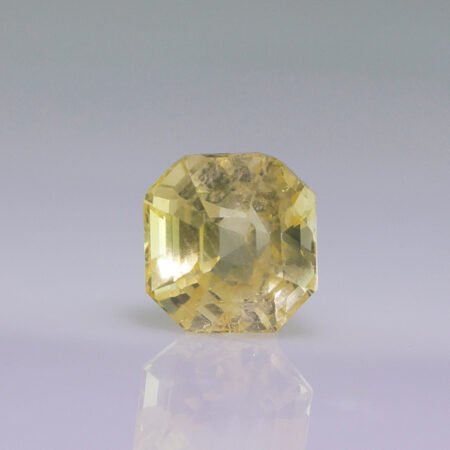 NATURAL YELLOW SAPPHIRE - 5.59CT