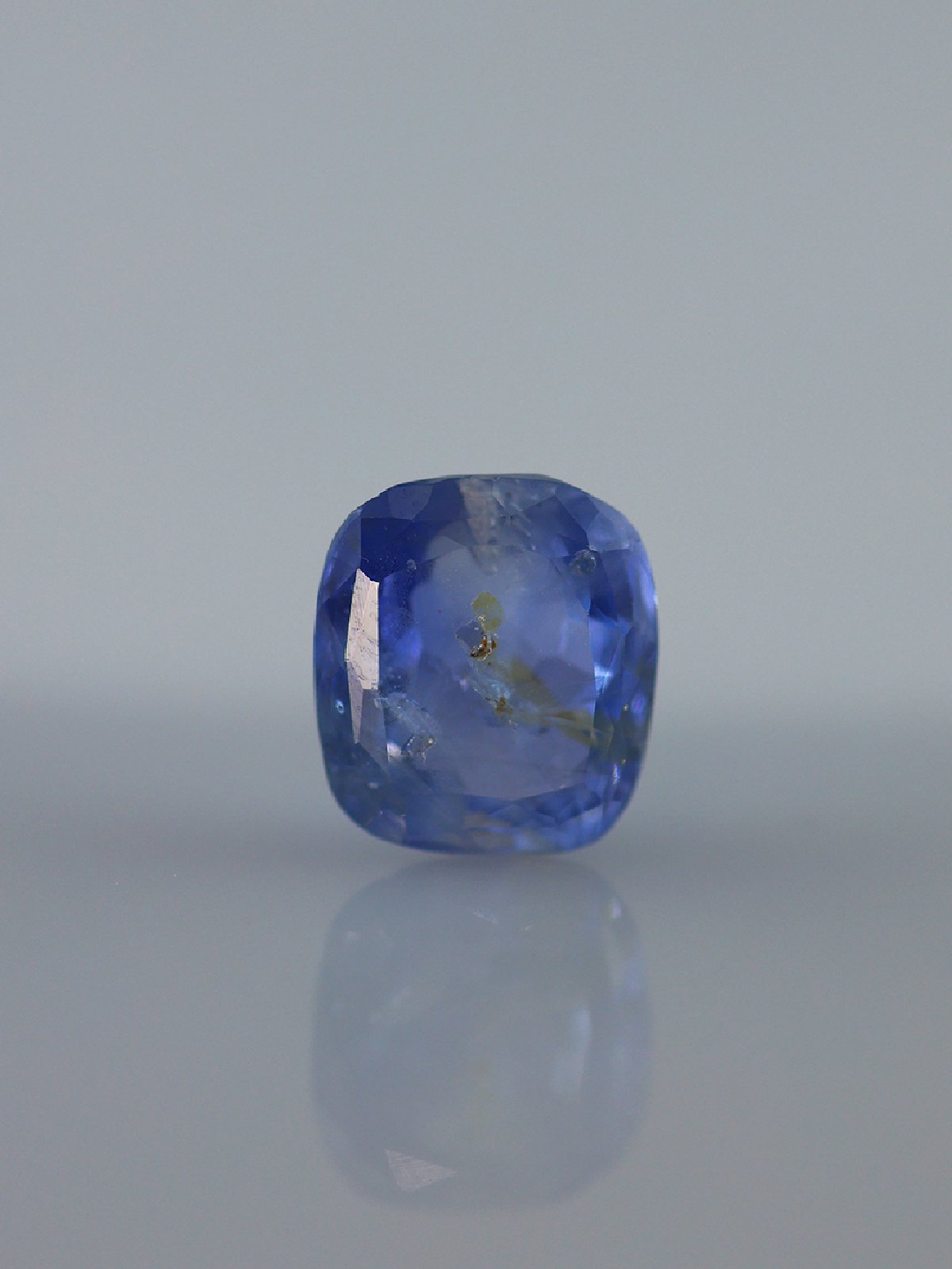 NATURAL BLUE SAPPHIRE-4.18CT